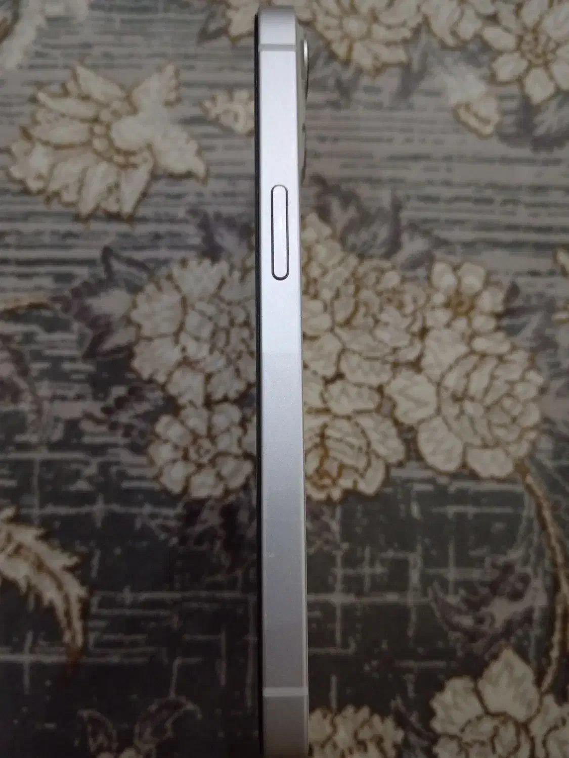 ایفون 13 نرمال باتری 100 گارانتی دار|موبایل|اردبیل, |دیوار