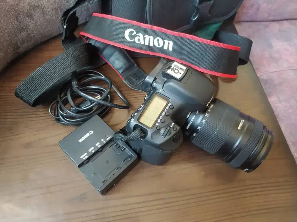 دوربین کانن EOS 7D و فلاش کانن EX320|دوربین عکاسی و فیلمبرداری|شیراز, زرهی|دیوار