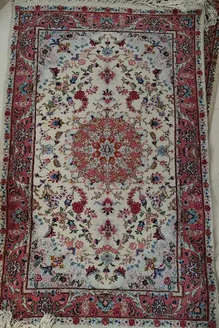 جفت قالیچه دستباف کاشمر گوشت‌دار کم‌کارکرد و سالم|فرش|مشهد, شهید فرامرز عباسی|دیوار