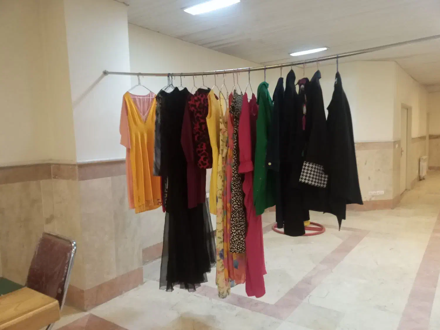 تعدادی لباس مجلسی|لباس|تهران, شهرک مخابرات|دیوار