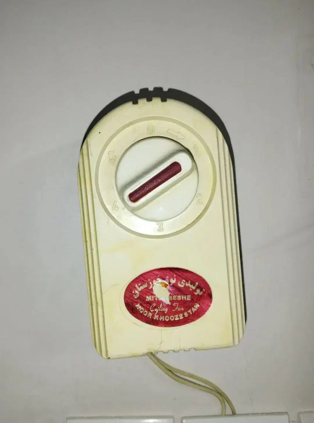 پنکه سقفی|پنکه و تصفیه‌کنندهٔ هوا|گنبد کاووس, |دیوار