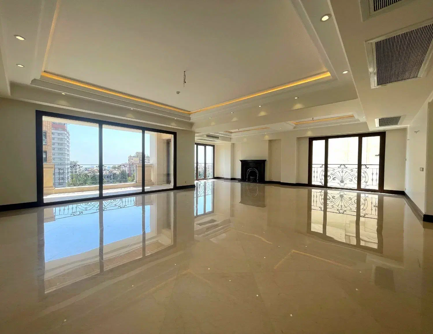 زعفرانیه ۲۵۰متر ۴خواب برج باغ طبقات بالا پاگردمجزا|فروش آپارتمان|تهران, زعفرانیه|دیوار