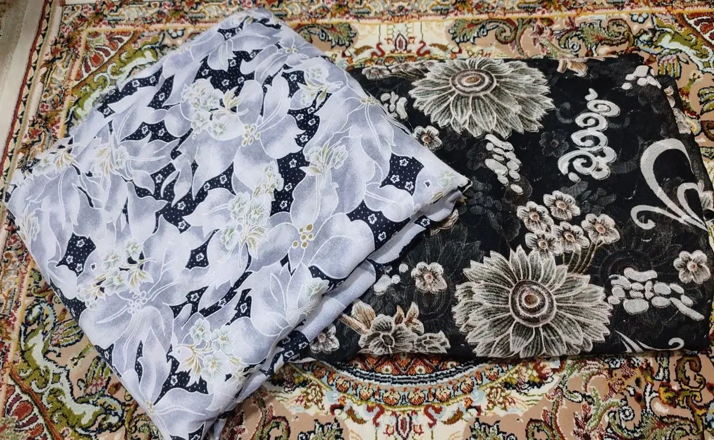 چادر....|لباس|پیشوا, |دیوار