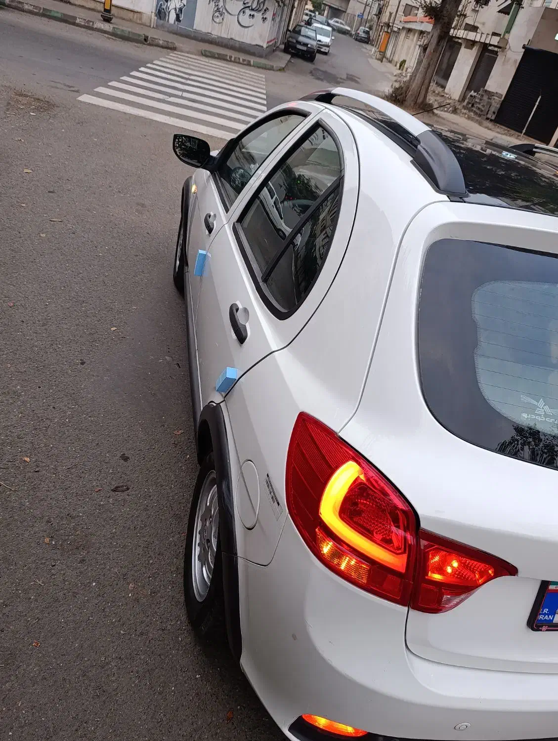 کوییک 99 r|خودرو سواری و وانت|رشت, استقامت ۱|دیوار