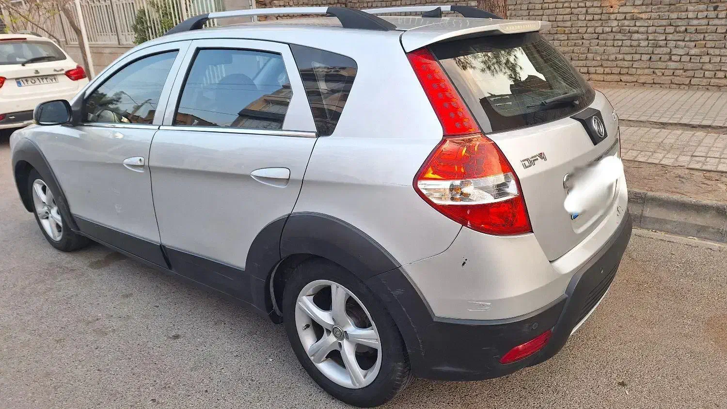 اچ‌سی‌کراس‌ اتومات ،۱۳۹۷، بدون رنگ،نقره ای|خودرو سواری و وانت|مشهد, بهشت|دیوار