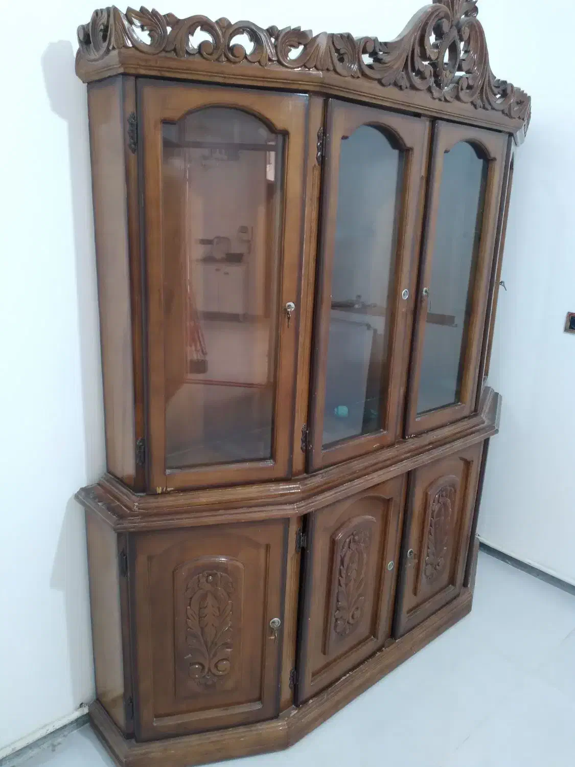 کمددراور|جاکفشی، کمد، دراور|ساوه, |دیوار