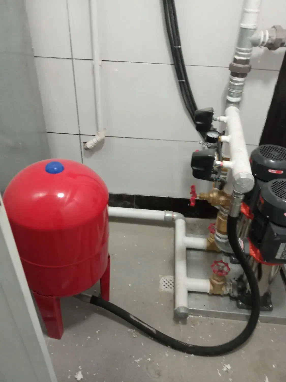 طراحی و اجرای انواع لوله کشی ساختمان....|خدمات پیشه و مهارت|ارومیه, |دیوار