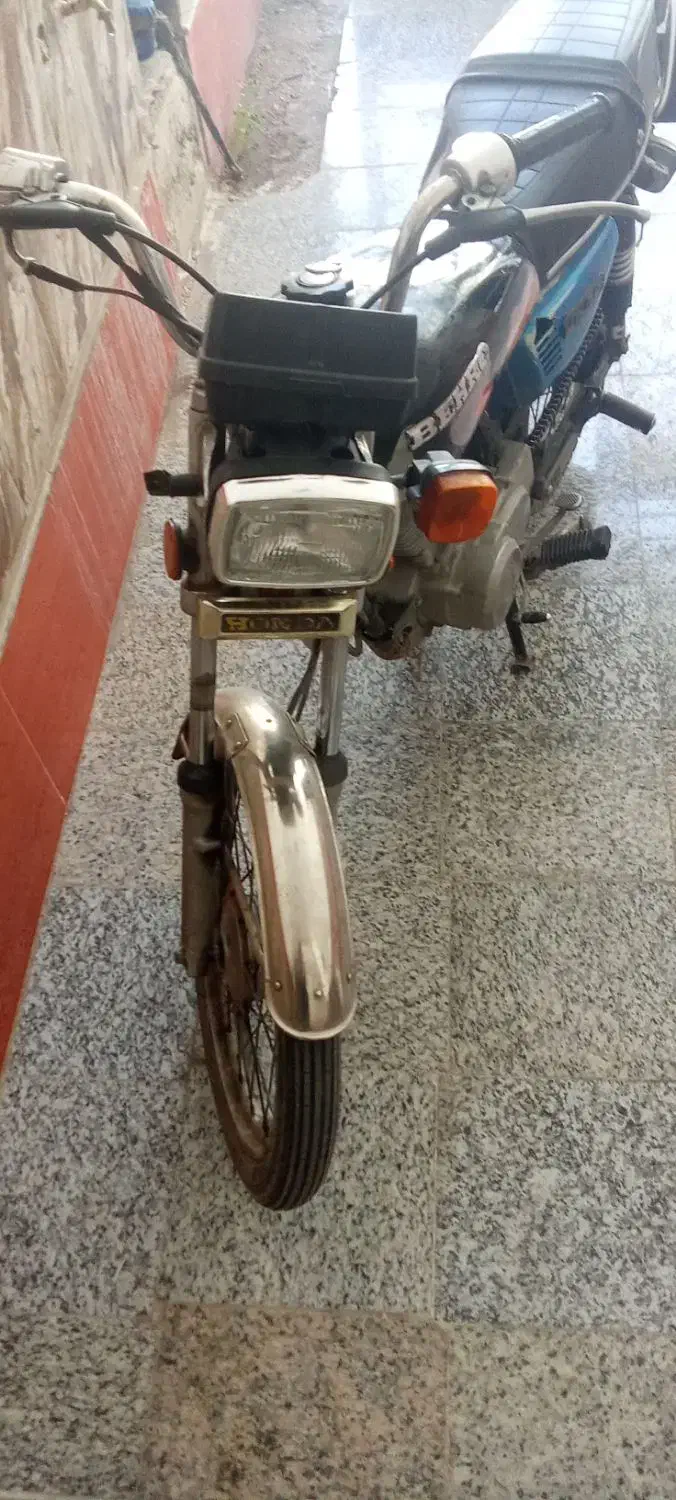 موتور مدل 83پلاک ملی|موتورسیکلت|قم, نیروگاه|دیوار