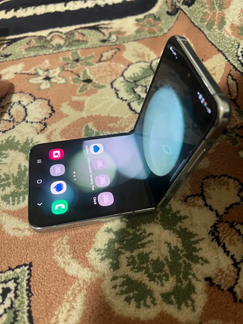 Samsung z flip5|موبایل|قم, باجک دو|دیوار