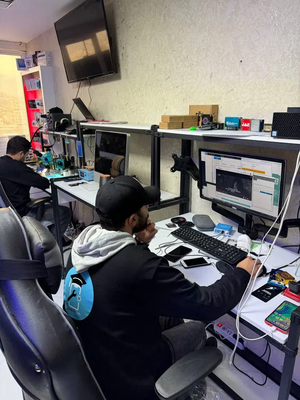 آموزش و تعمیرات آیفون|خدمات رایانهای و موبایل|کرج, اصفهانیها|دیوار