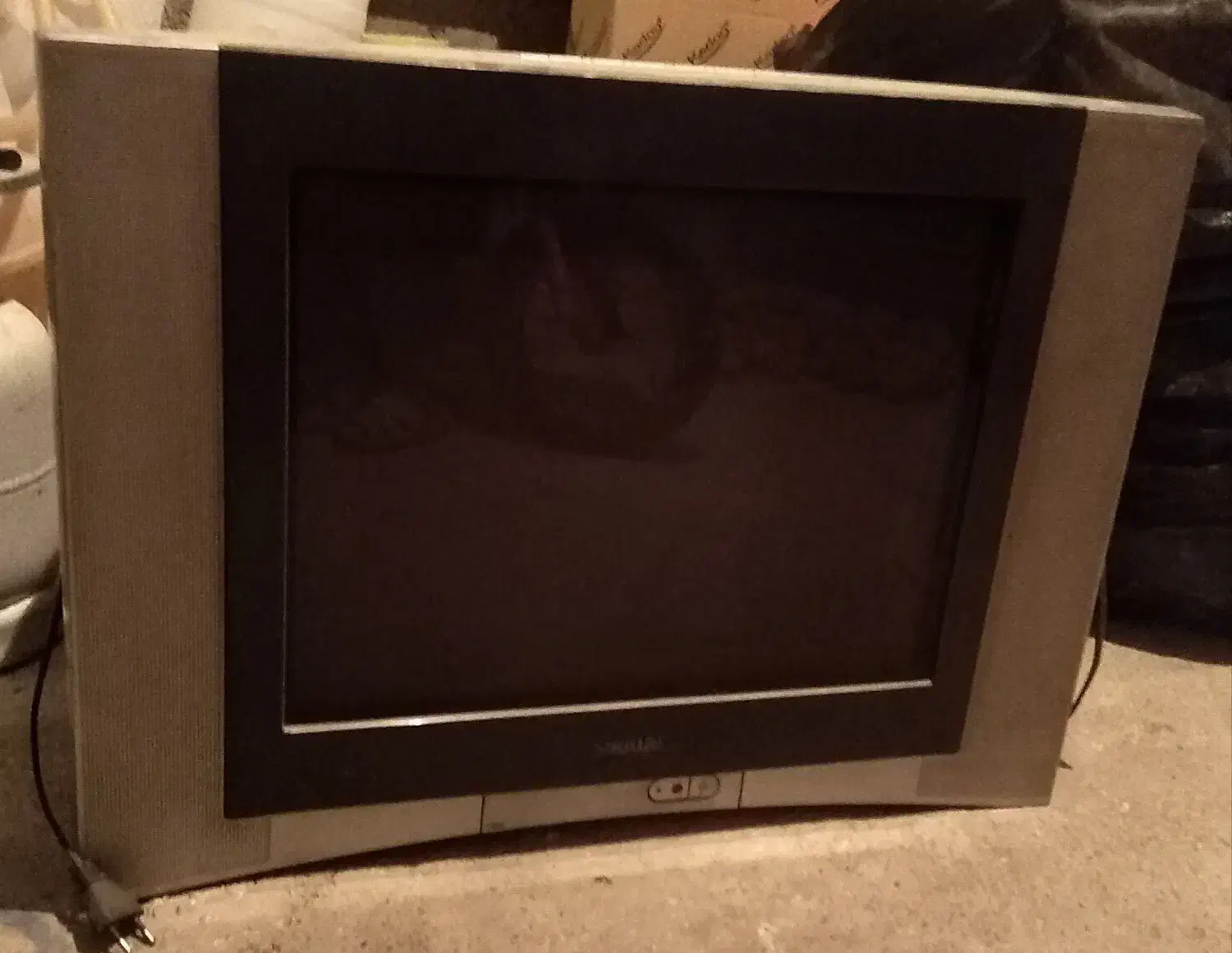 تلویزیون|تلویزیون و پروژکتور|شیروان (خراسان), |دیوار