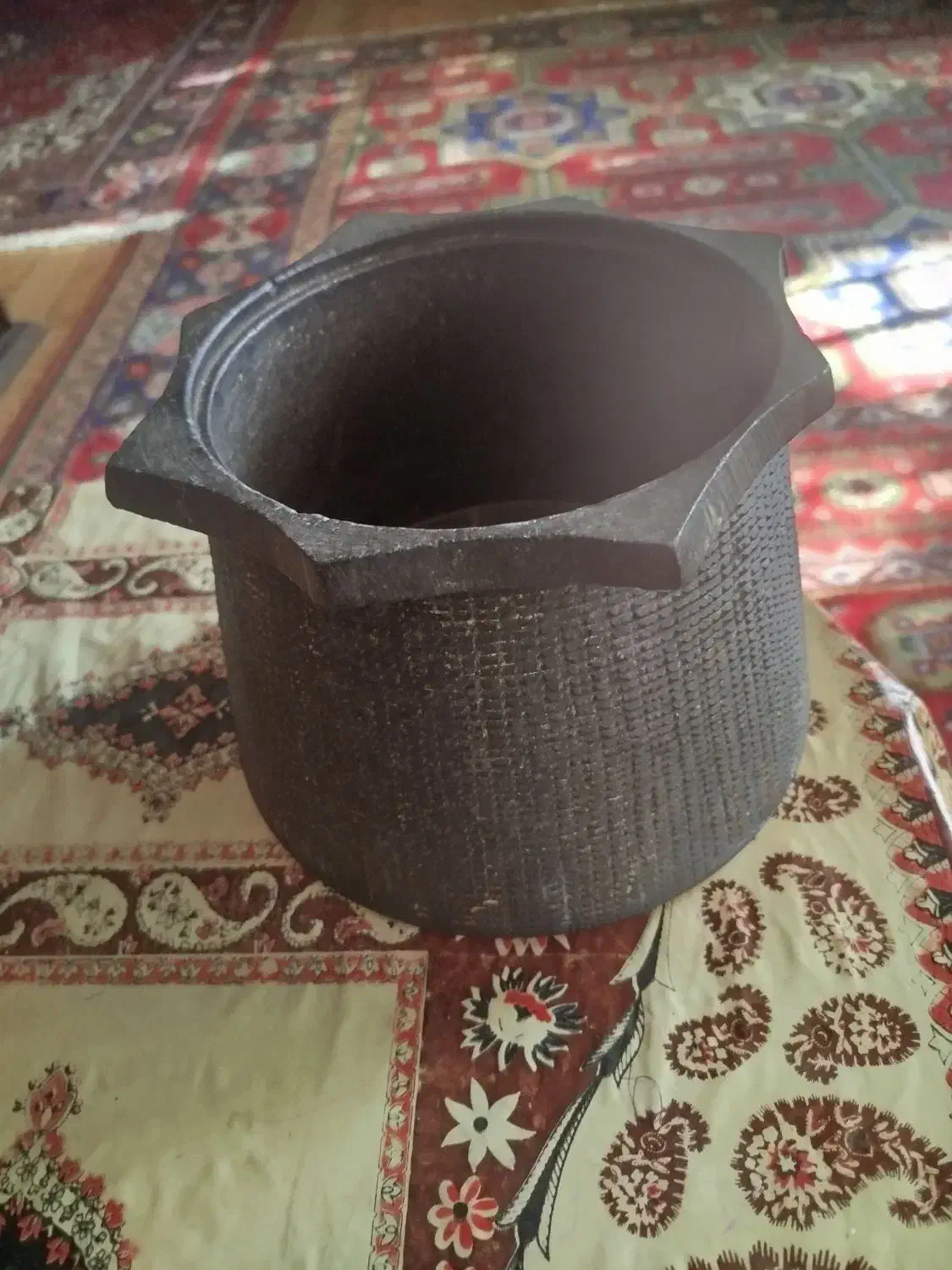 دیزی پزی سنگی|ظروف پخت‌وپز|ارومیه, |دیوار