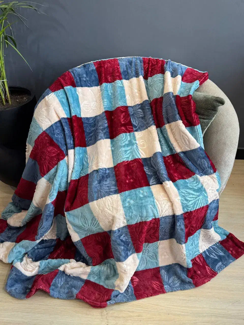 پتو برند ماندانا دو ۰۲۰|رختخواب، بالش، پتو|مشهد, عیدگاه|دیوار