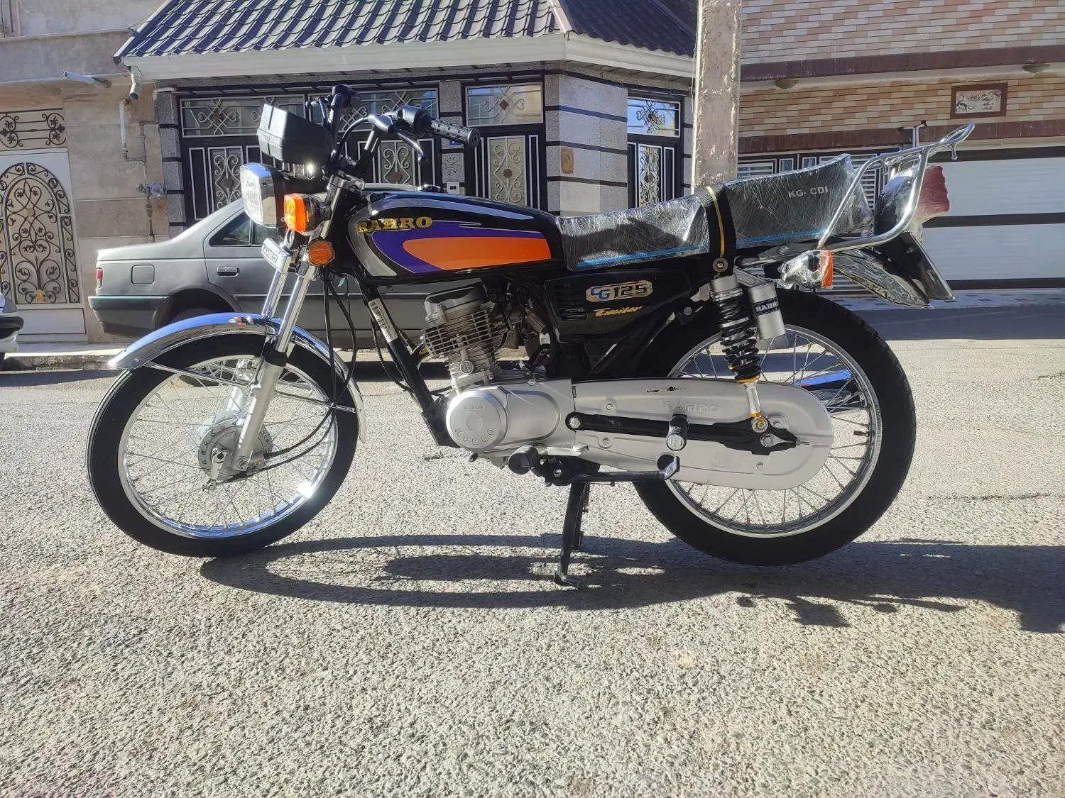 رهرو 1404|موتورسیکلت|قم, دروازه چوبی|دیوار