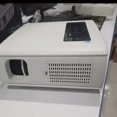 پروژکتور وایفای دار متصل به گوشی|تلویزیون و پروژکتور|میناب, |دیوار