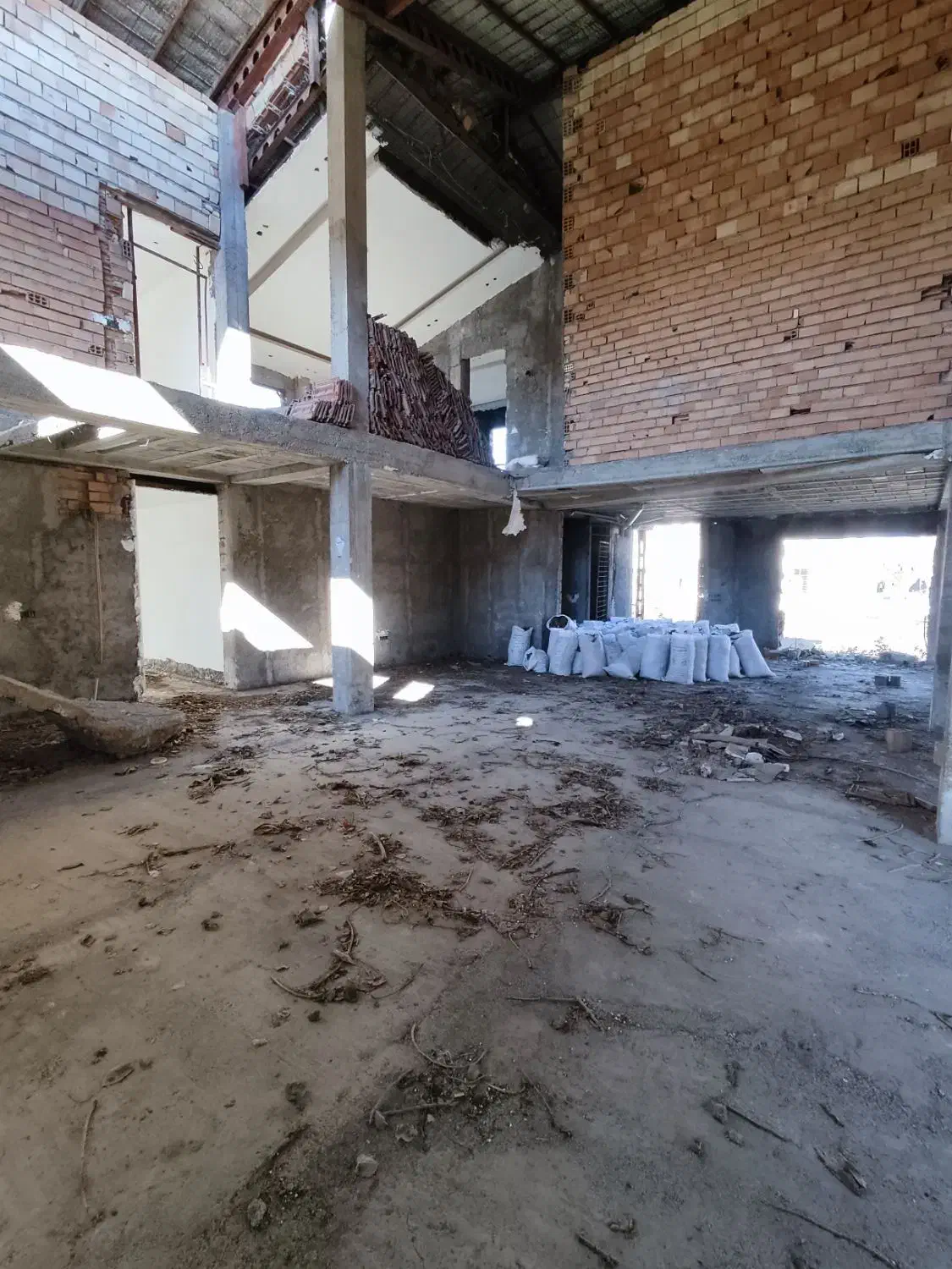 فروش ویلا نیمه کاره شهرک خزرشهر جنوبی بافت جدید|پیشفروش املاک|بابلسر, |دیوار