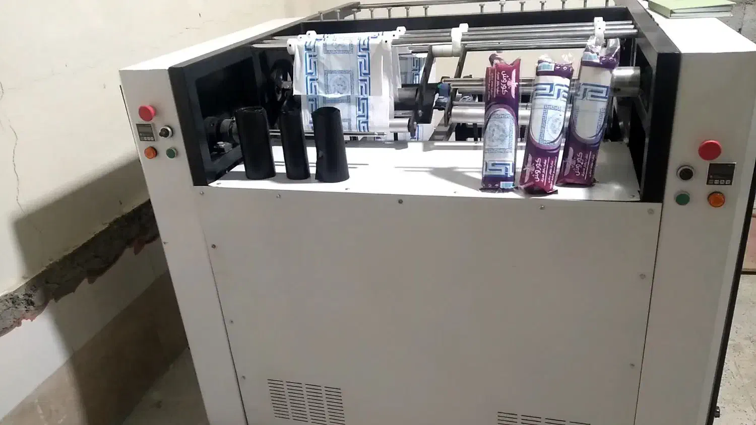 عمده فروشی|ظروف نگهدارنده، پلاستیکی، یک‌بارمصرف|فشم, |دیوار