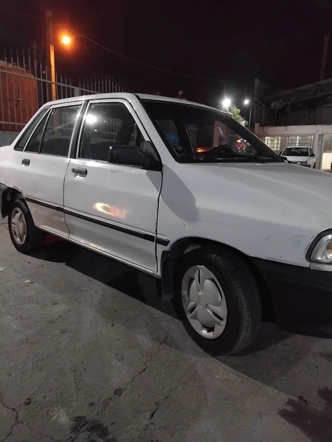 پراید مدل ۸۲|خودرو سواری و وانت|یزد, |دیوار