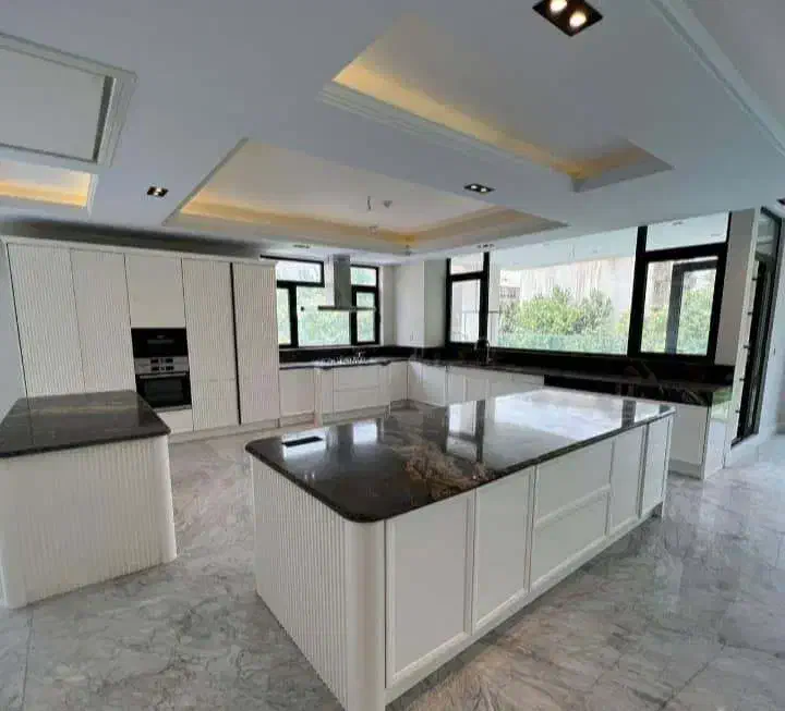 اجاره ۲۴۰ متر فرمانیه/برج باغی منحصر بفرد/هتلینگ