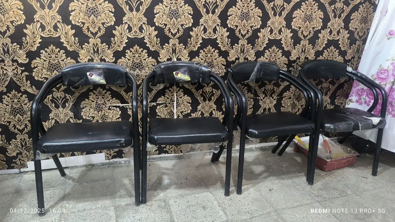 صندلی انتظار ۴عدد|دفتر کار|تربتحیدریه, قاسم آباد|دیوار