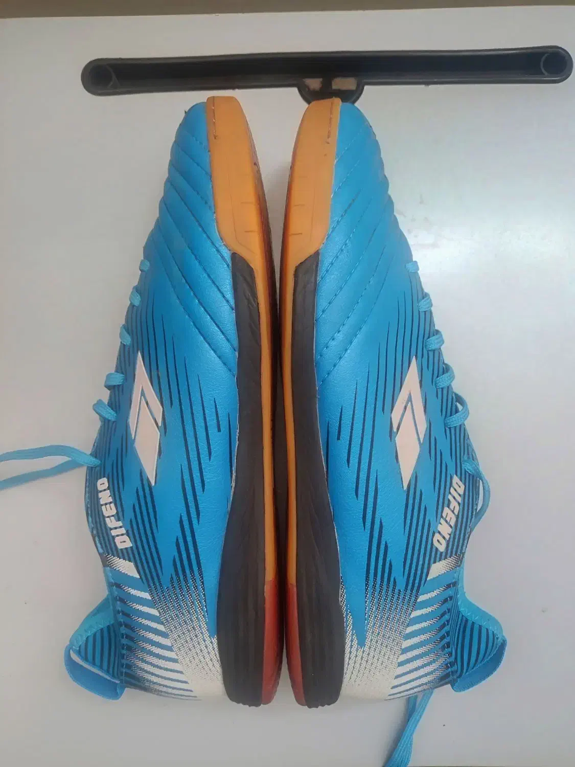 کفش سالنی ورزشی دیفانو|کیف، کفش، کمربند|تهران, یاخجی آباد|دیوار