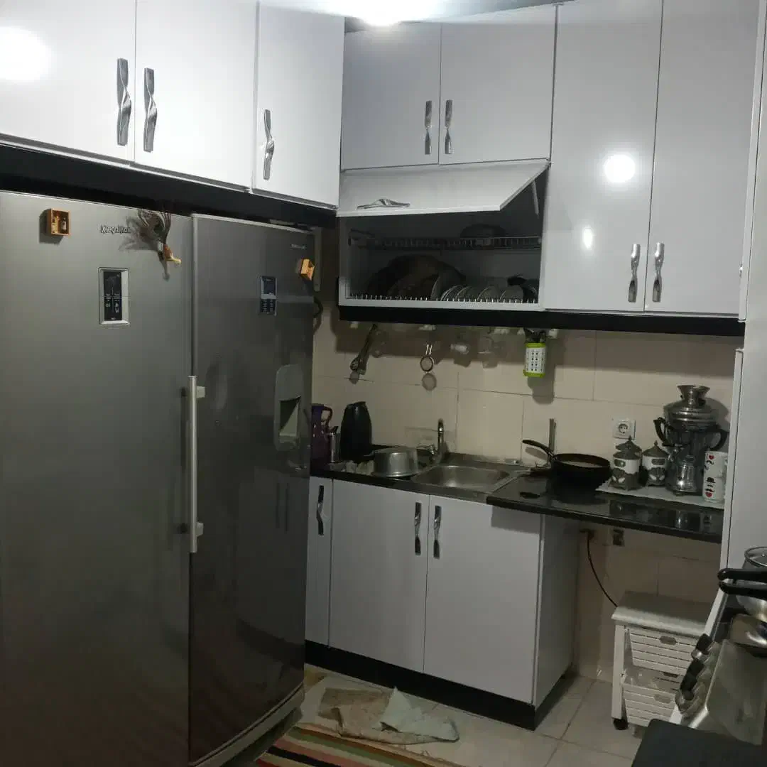 فروش اپارتمان اتوبوسی طبقه چهارم‌ محله ب۳|فروش آپارتمان|فولادشهر, B2|دیوار