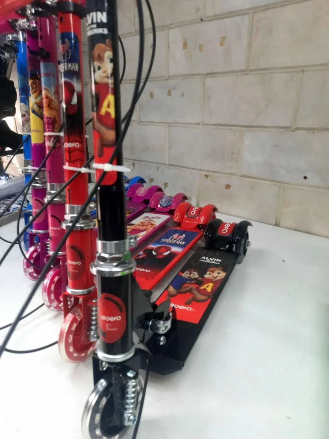 اسکوتر کمک فنردار ترمز دار(آراددوچرخ)|دوچرخه، اسکیت، اسکوتر|قم, شهید صیاد شیرازی|دیوار