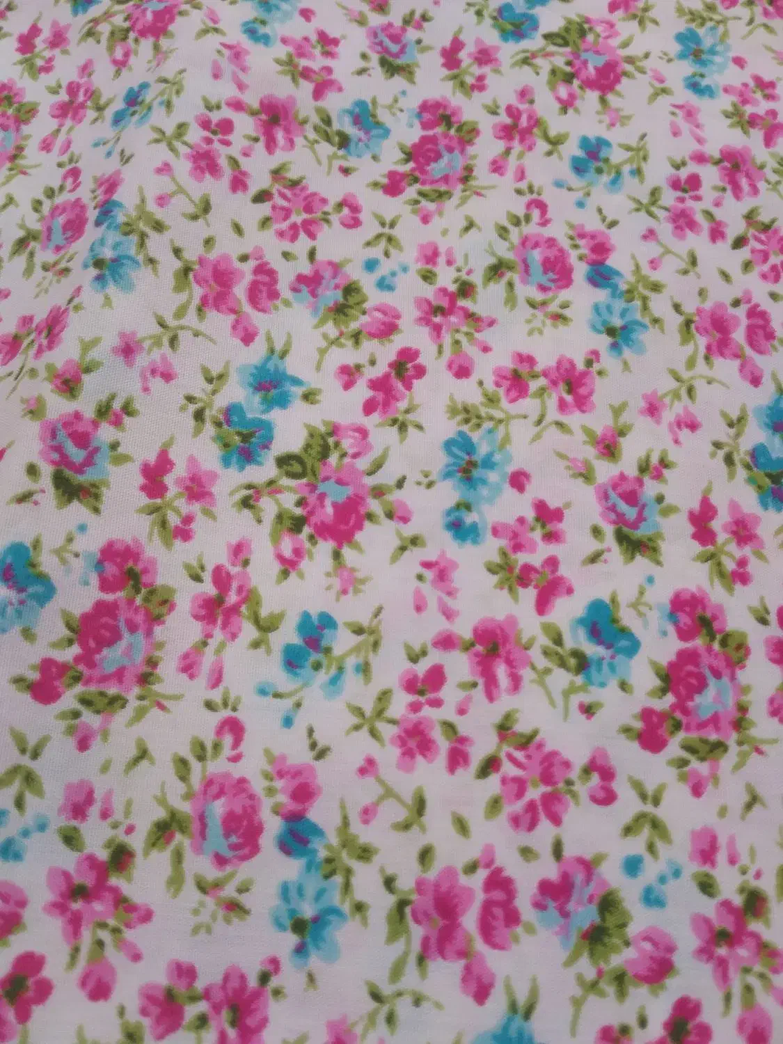 سن تکلیف|لباس|اردبیل, |دیوار