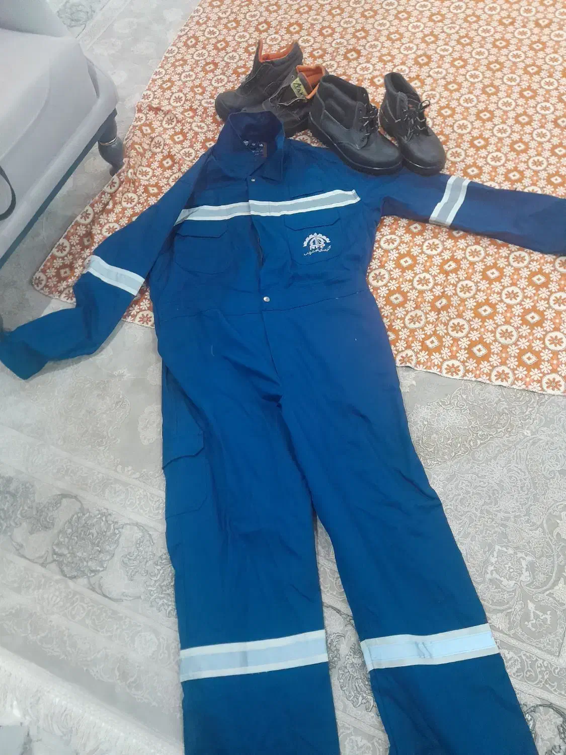 کفش و بیلرسوت|لباس|ایذه, |دیوار