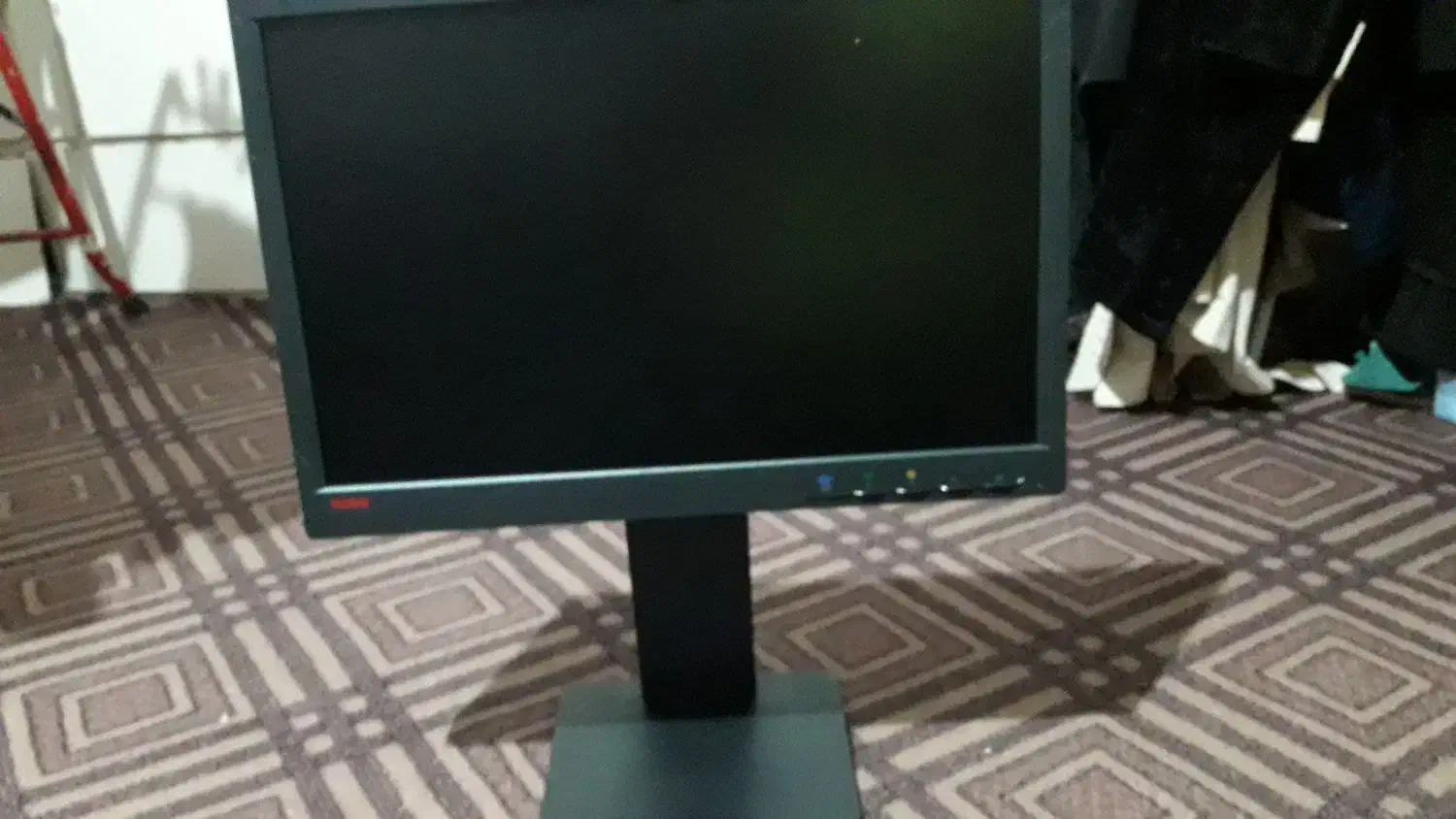 مانیتور لنوو و سامسونگ|قطعات و لوازم جانبی رایانه|تهران, شمشیری|دیوار