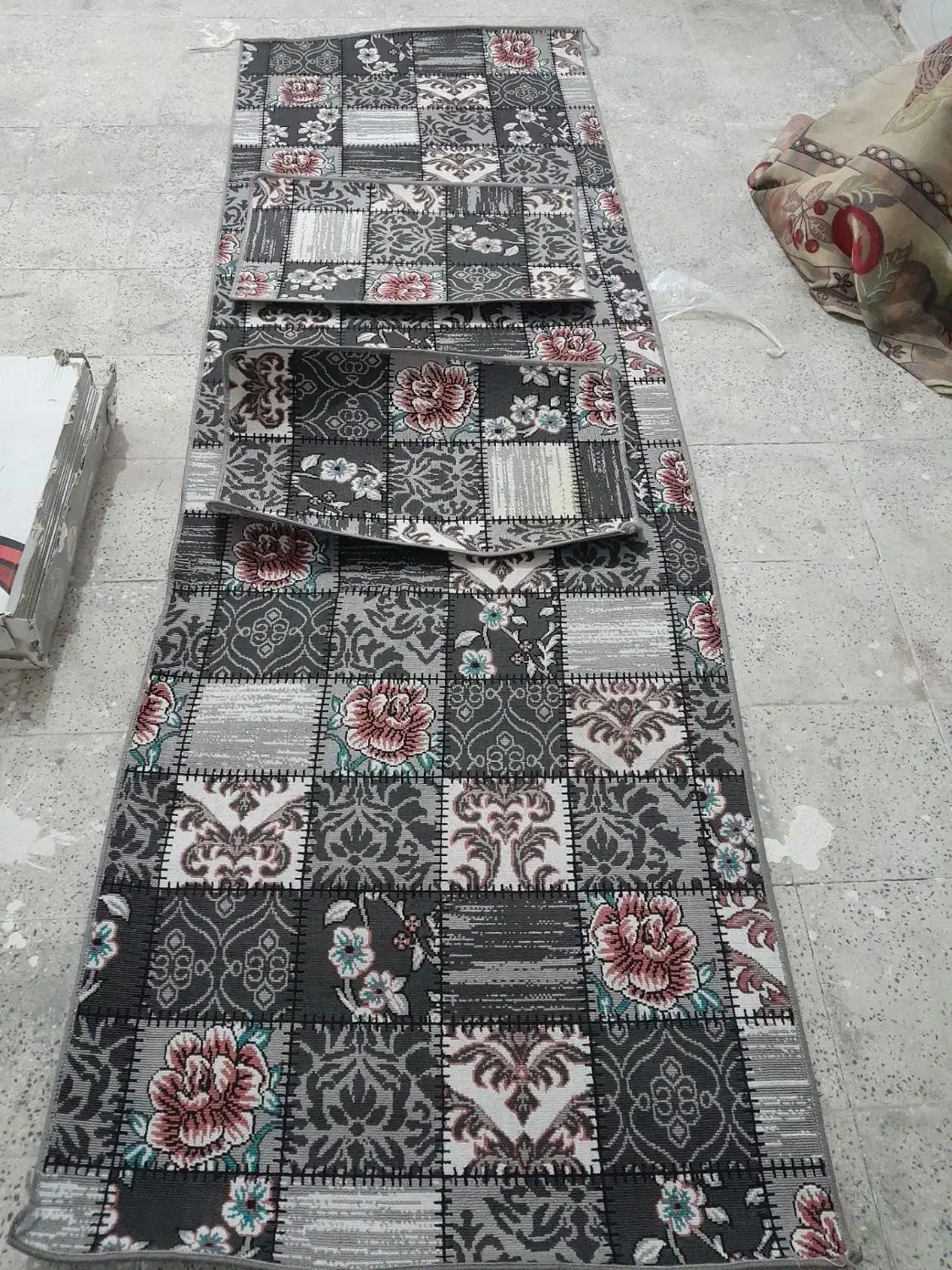 گلیم و پادری سالم سالم|گلیم، جاجیم، گبه|بهارستان, |دیوار