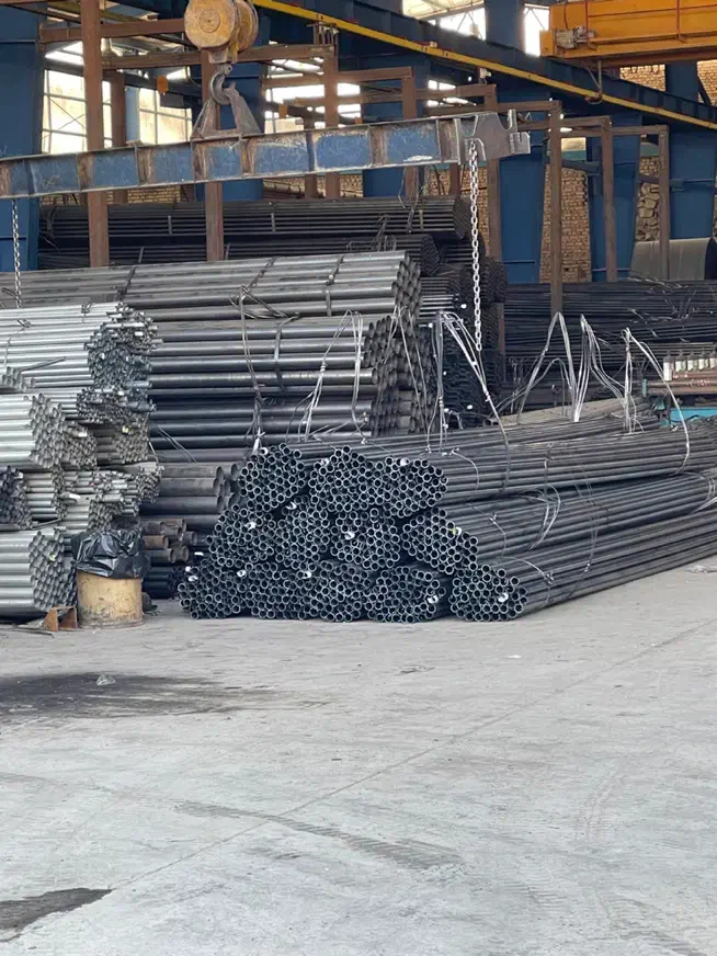 لوله گالوانیزه/لوله آب/لوله علمک/لوله گازفیبر نوری|عمده‌فروشی|تهران, شادآباد|دیوار