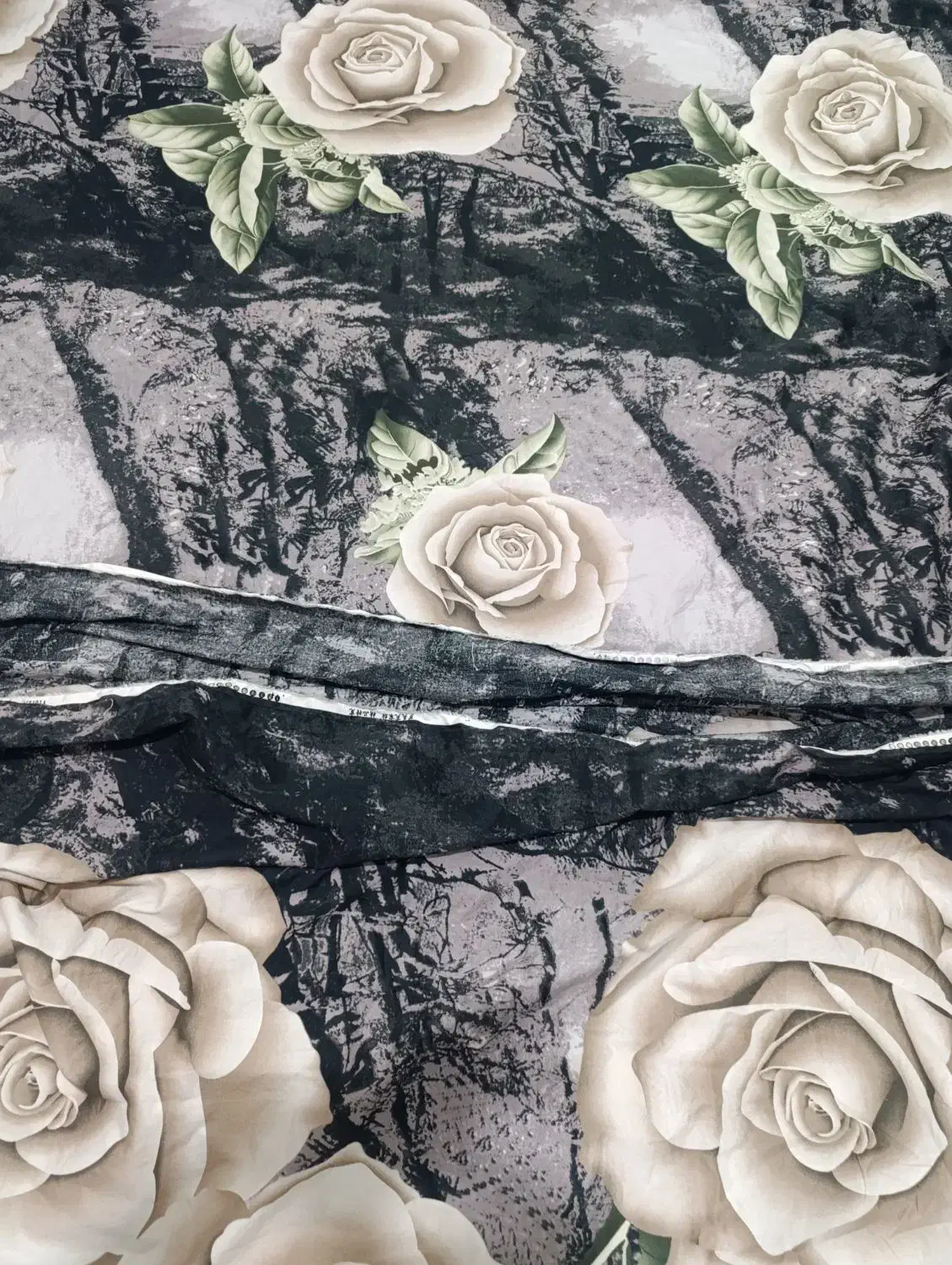 پارچه|رختخواب، بالش، پتو|سلماس, |دیوار