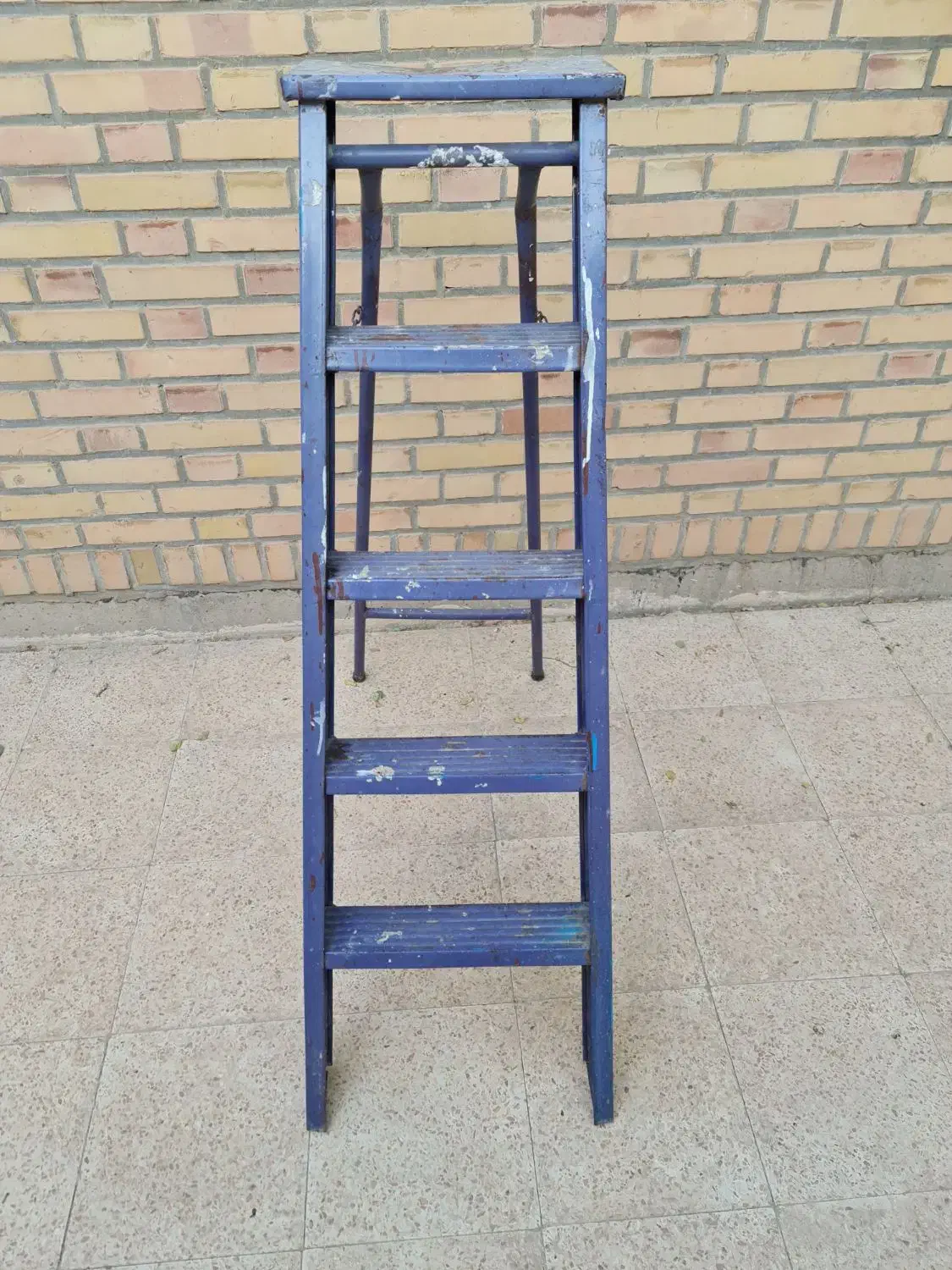 پله فلزی پنج پله|مصالح و تجهیزات ساختمان|اهواز, شهرک نفت|دیوار