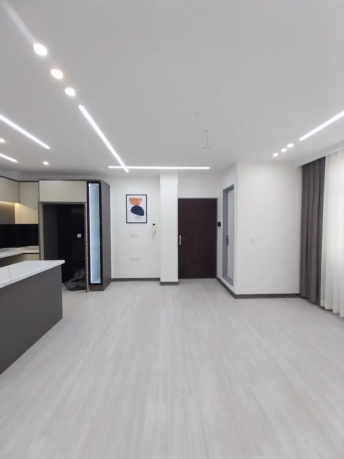 63متری/تراورتن/سندتکبرگ/غرق نور/تاپ لوکیشن|فروش آپارتمان|تهران, تهرانسر مرکزی|دیوار