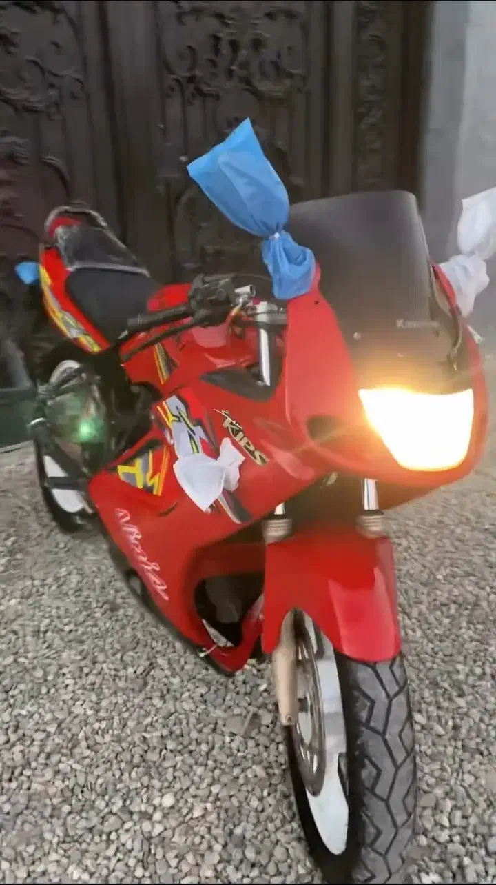 zx 150 کروم|موتورسیکلت|تهران, آبشار تهران (دریاچه)|دیوار