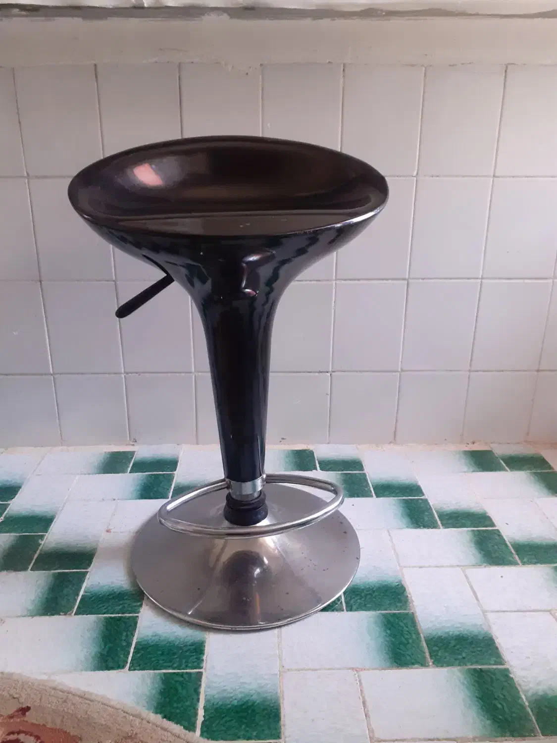 صندلی جک دار سالم|صندلی و نیمکت|گرگان, |دیوار