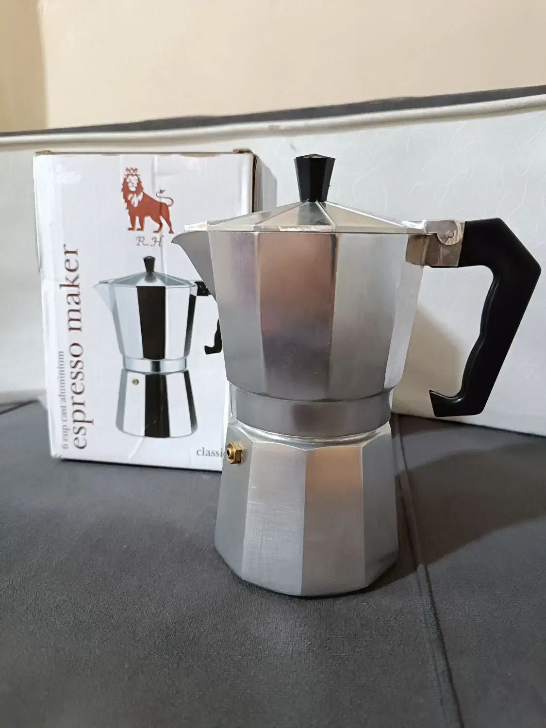 موکاپات 6 کاپ مدل R.H|قوری، کتری، قهوهساز دستی|شهریار, کهنز|دیوار