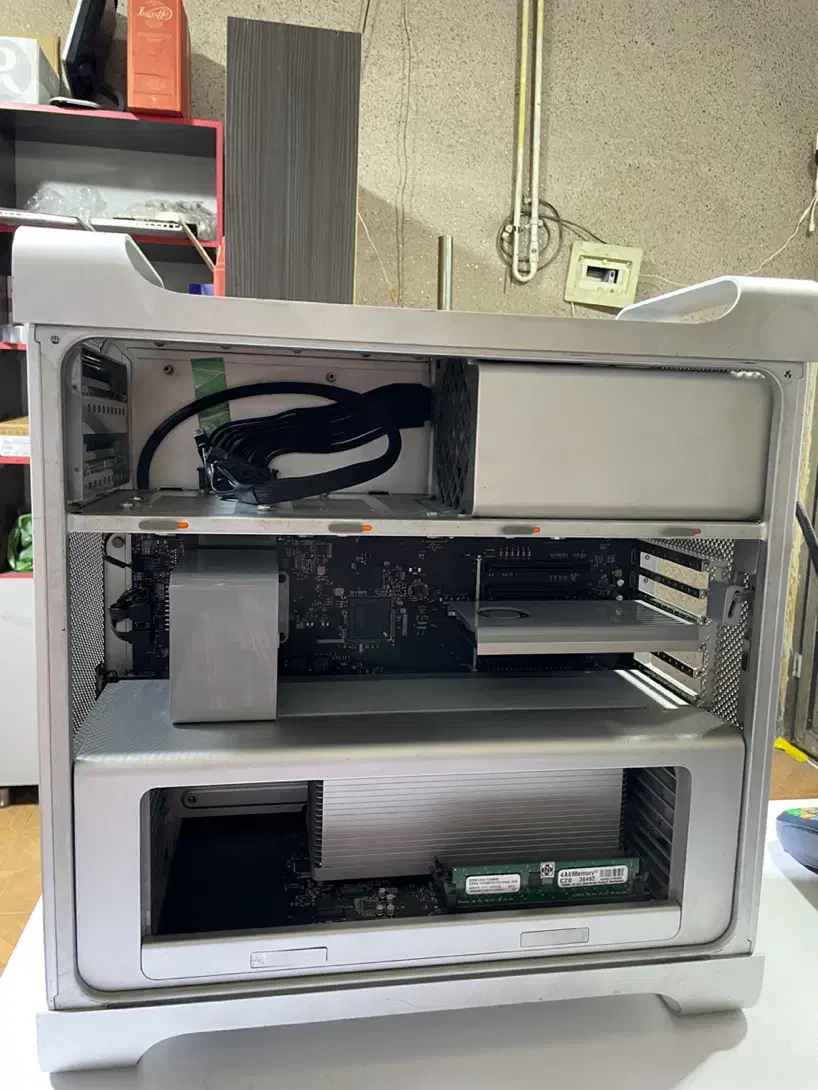 Macpro early 2009|رایانه رومیزی|تهران, امام حسین|دیوار