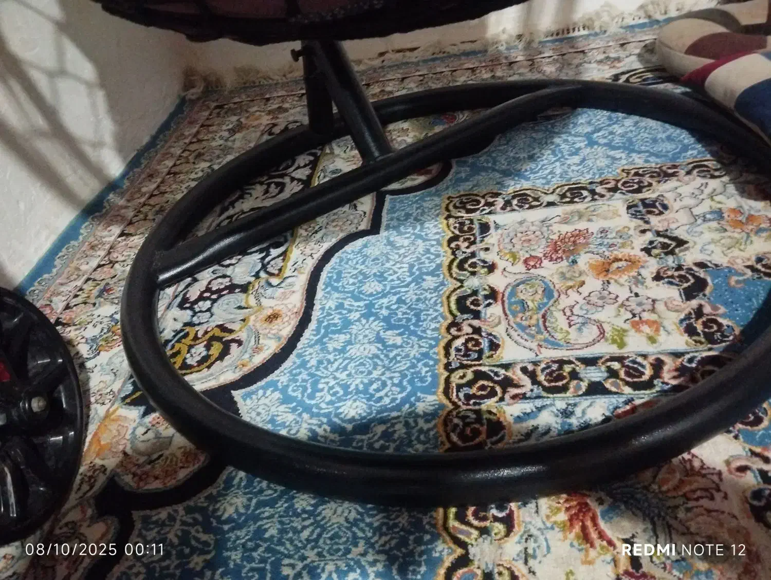 خونه کوچیکه جایی واسه این تاب|مبلمان خانگی و میز عسلی|گلوگاه, |دیوار