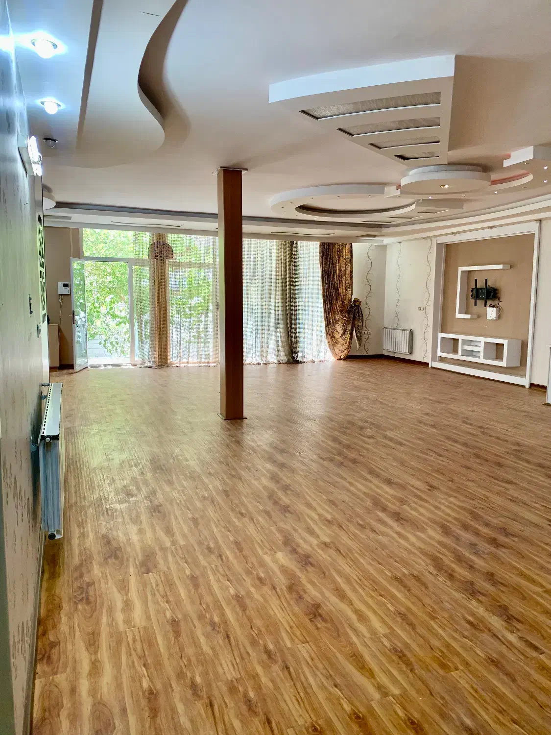 منزل دربستی واحد ۲۰۰متری سه خوابه خواجه عمید|اجارهٔ خانه و ویلا|اصفهان, خواجه عمید|دیوار