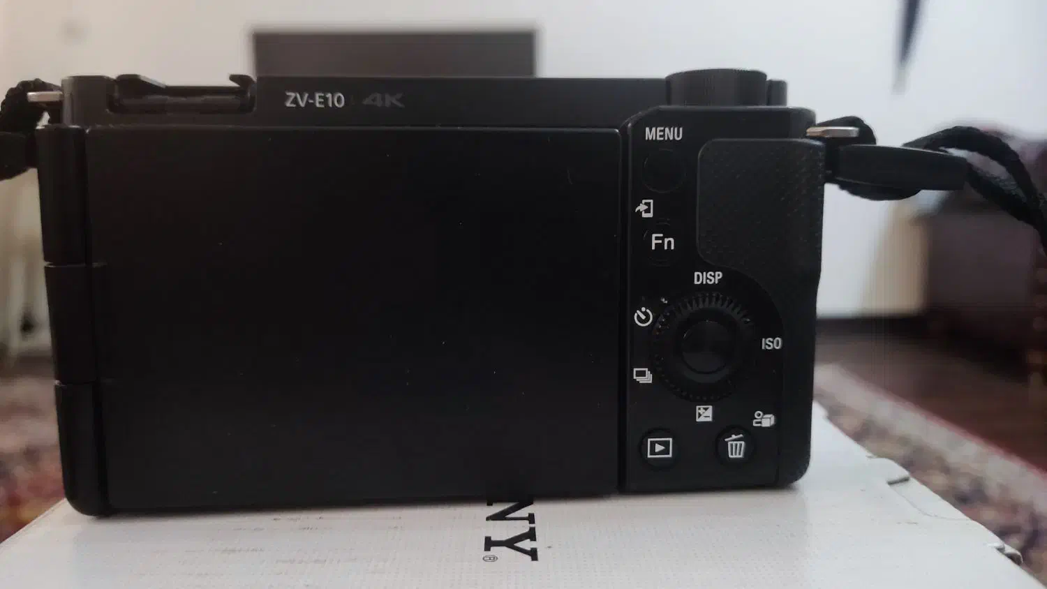 دوربین سونی ZV-E10 همراه با لنز ۱۶-۵۰|دوربین عکاسی و فیلمبرداری|شیراز, دروازه اصفهان|دیوار