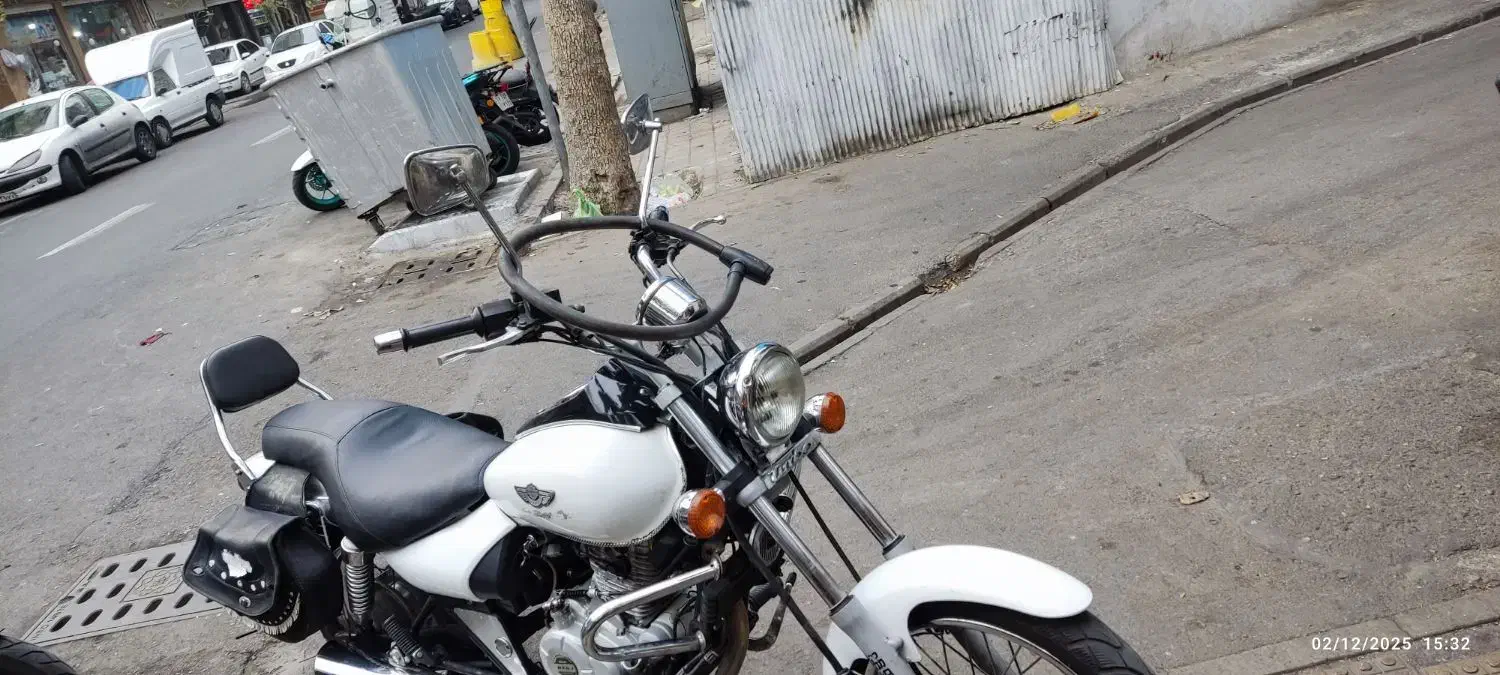 موتور آونجر ۲۲۰|موتورسیکلت|تهران, فردوسی|دیوار