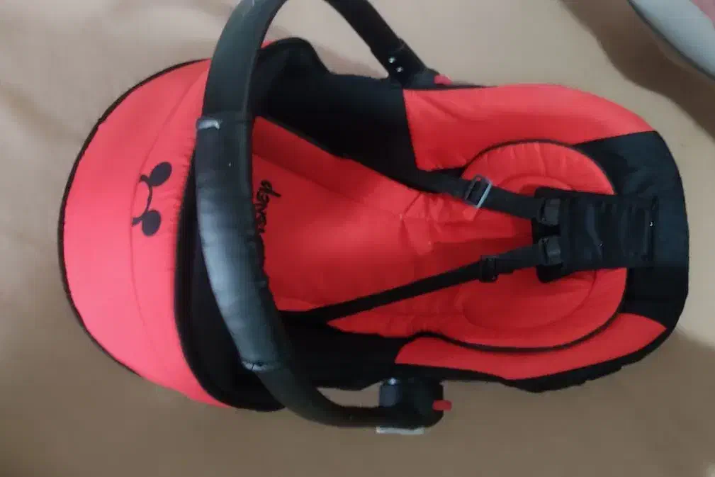 میزتیوی میز تلوزیون کریر روروک کالسکه بیلر لباس|کالسکه و لوازم جانبی|اندیمشک, |دیوار