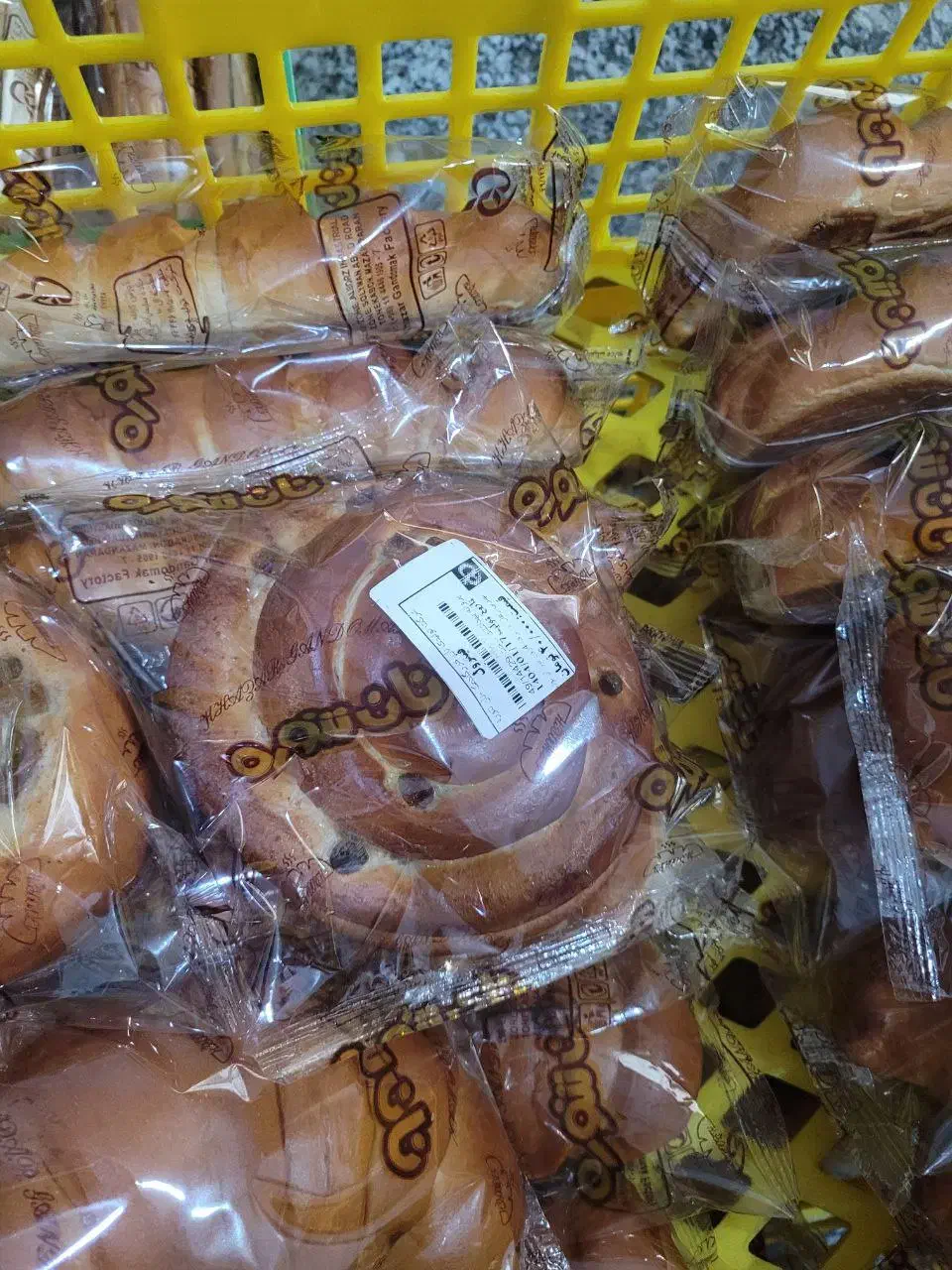 انواع نان های خشک ونرم وتنقلات|عمدهفروشی|نشتارود, |دیوار