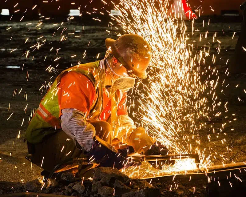 خدمات جوشکاری و آهنگری|خدمات پیشه و مهارت|رودسر, |دیوار