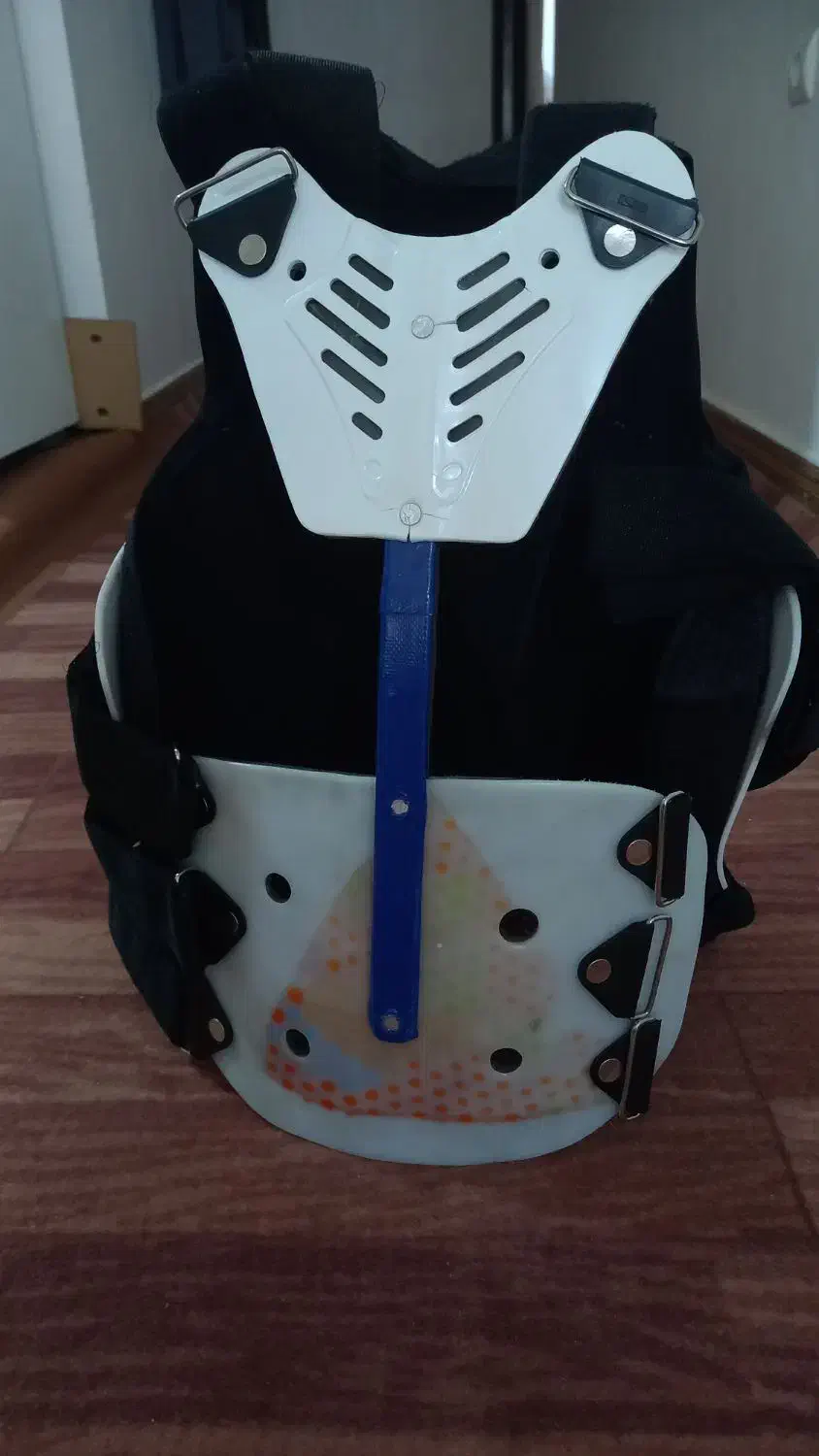 کمربند طبی در حد نو|آرایشی، بهداشتی، درمانی|ملارد, |دیوار