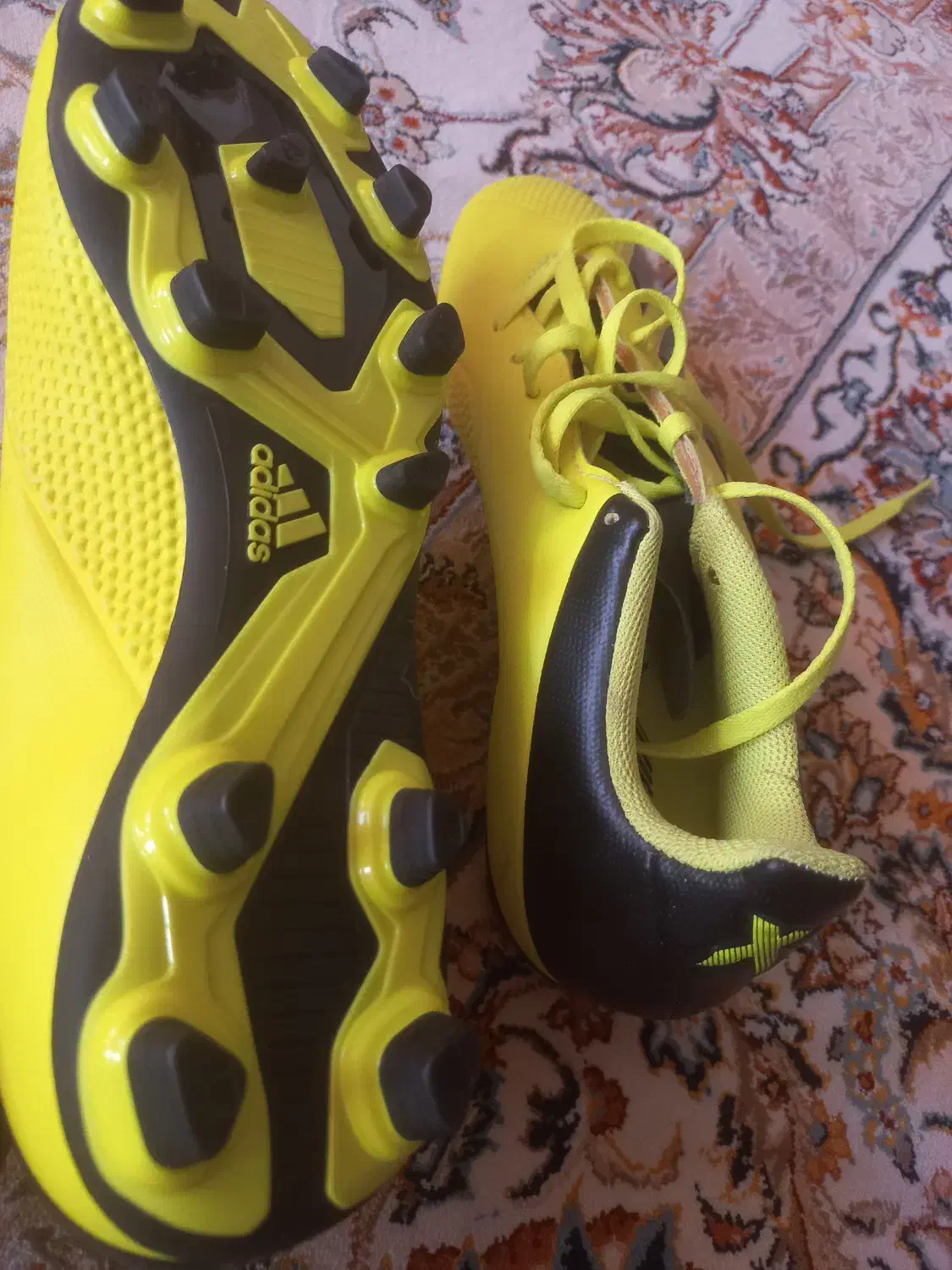 کفش استوک دار فوتبال|کیف، کفش، کمربند|اصفهان, فرح آباد|دیوار