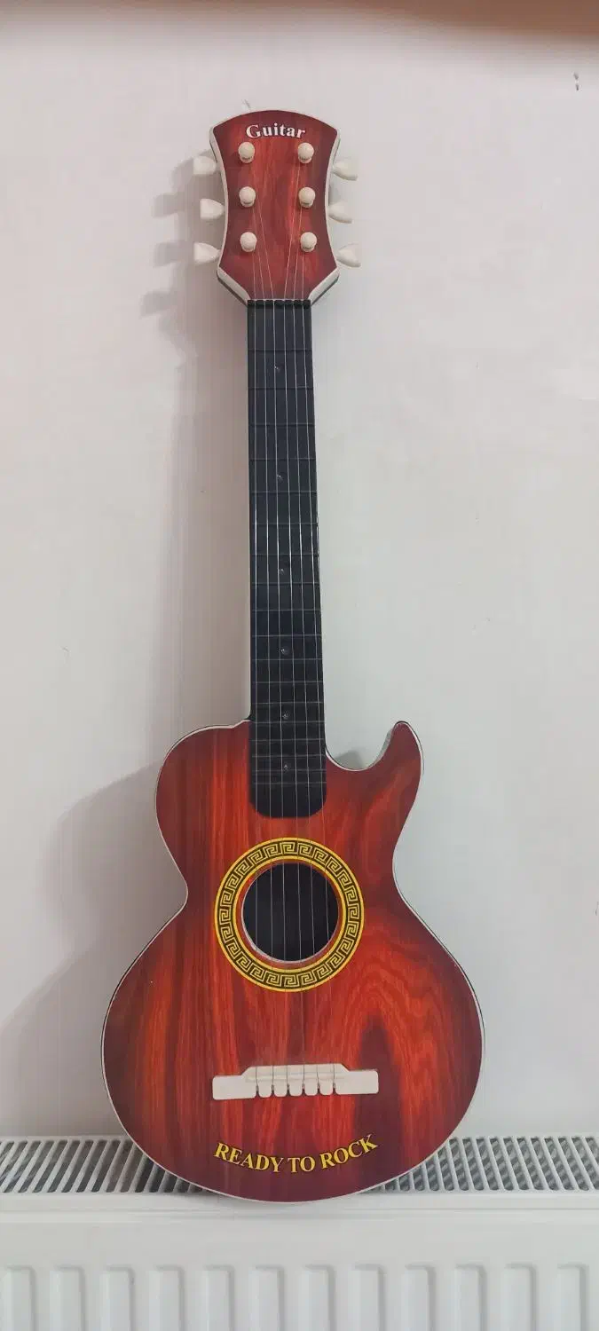 گیتار بزرگ|گیتار، بیس، امپلیفایر|وحیدیه, |دیوار