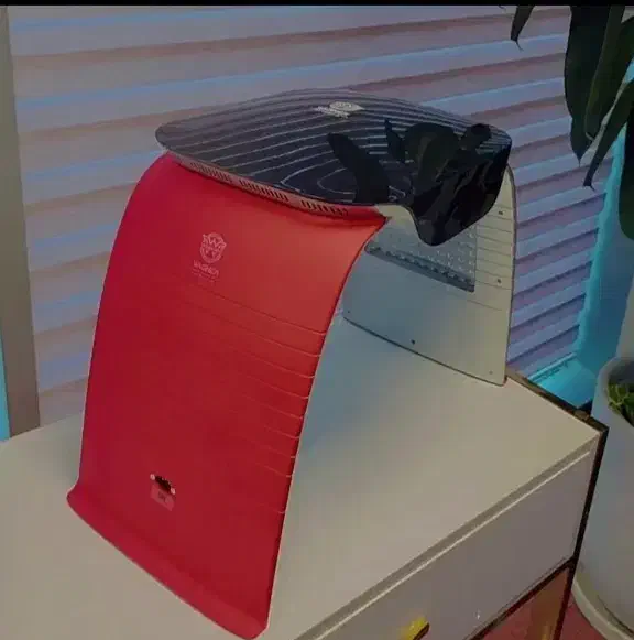 دستگاه بخور تونلی و ال ای دی تراپی|آرایشگاه و سالن‌های زیبایی|طبس, |دیوار